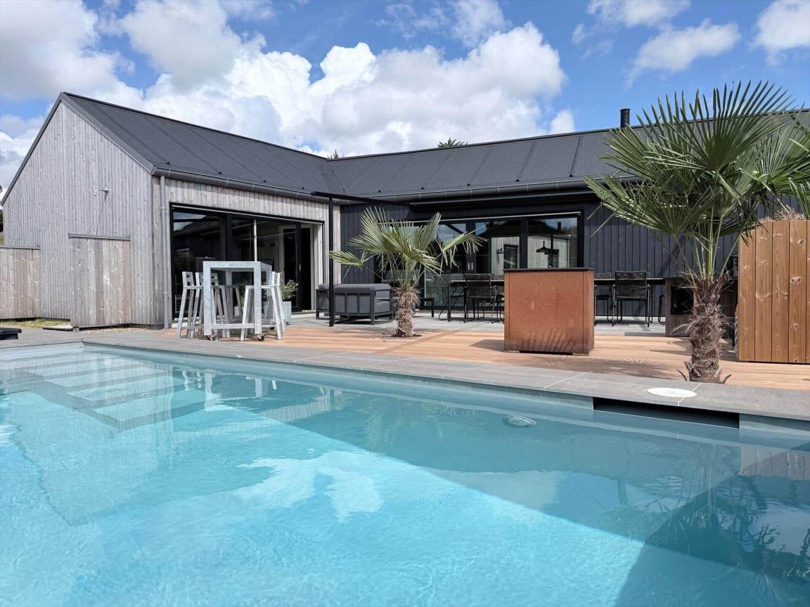 225 M² Ferienhaus ∙ 5 Schlafzimmer ∙ 10 Gäste - Blåvand
