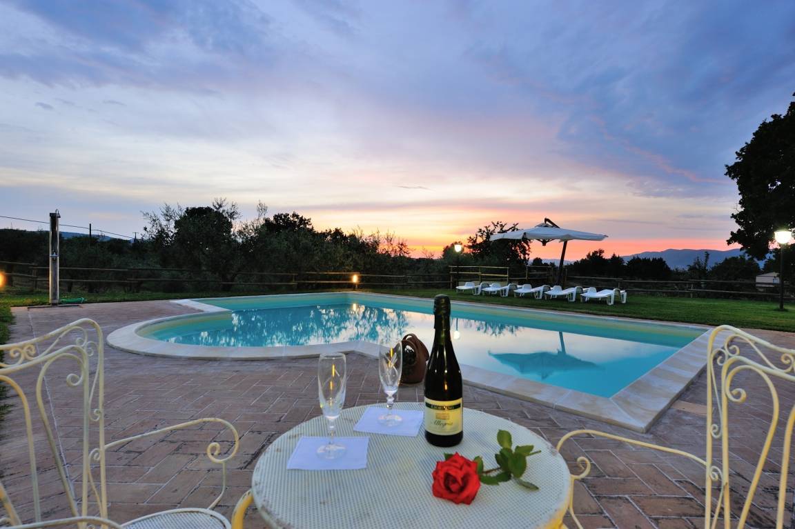 70 M² Casa Rural ∙ 1 Habitación ∙ 3 Huéspedes - Todi