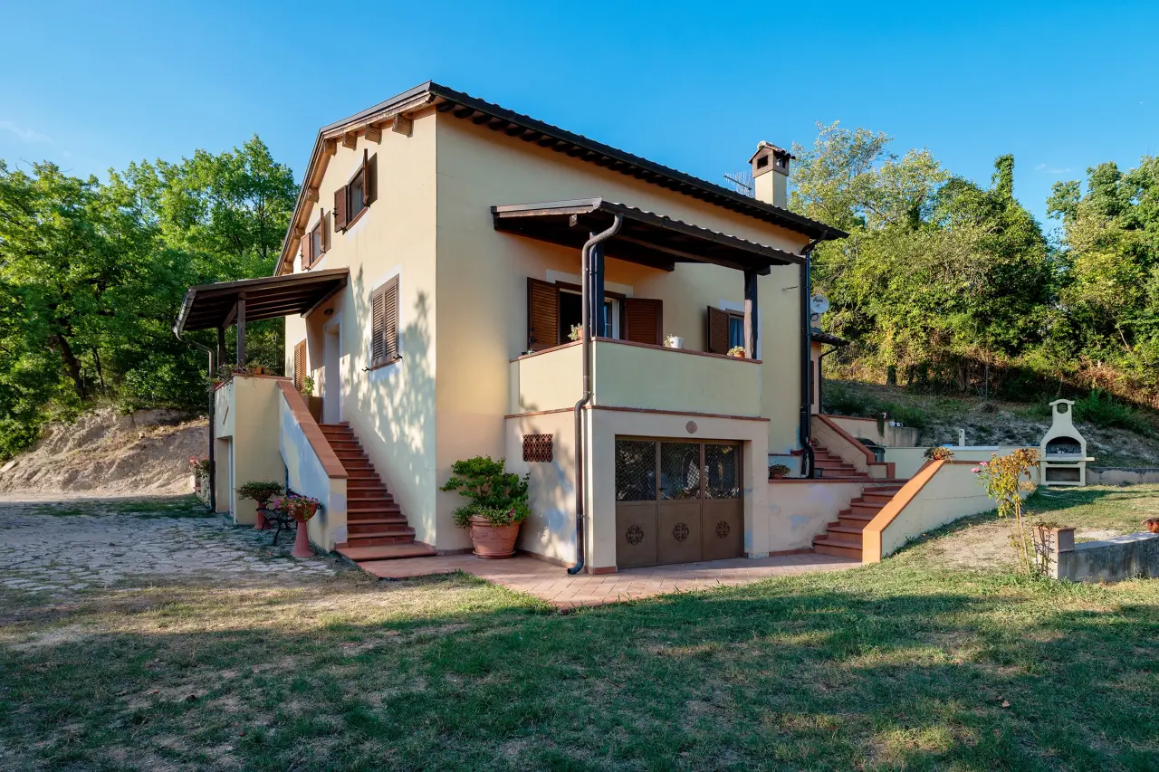 75 M² Casa Vacanza ∙ 2 Camere Da Letto ∙ 5 Ospiti - Terni
