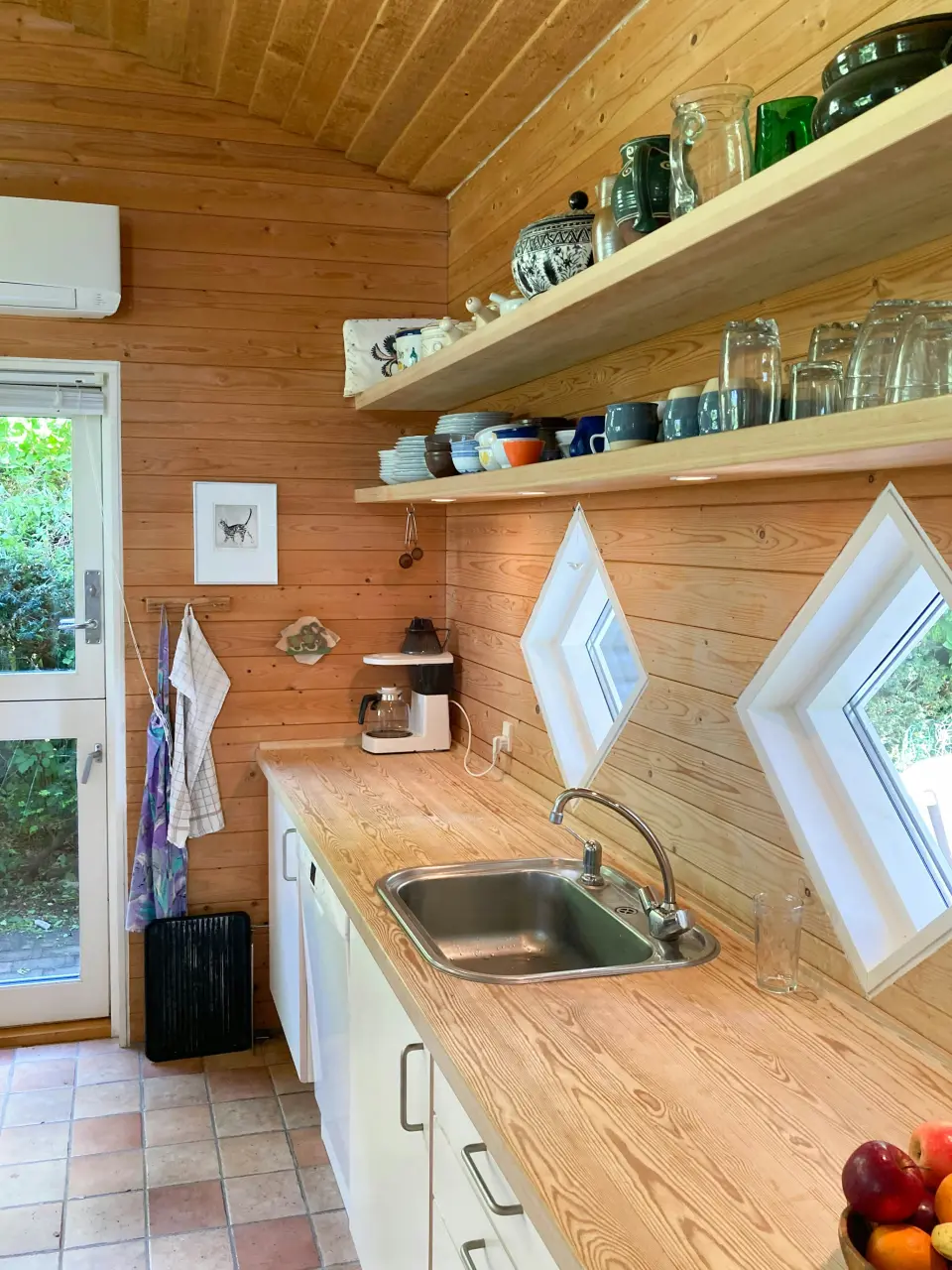 Sommerhus nær Svendborg med egen badebro