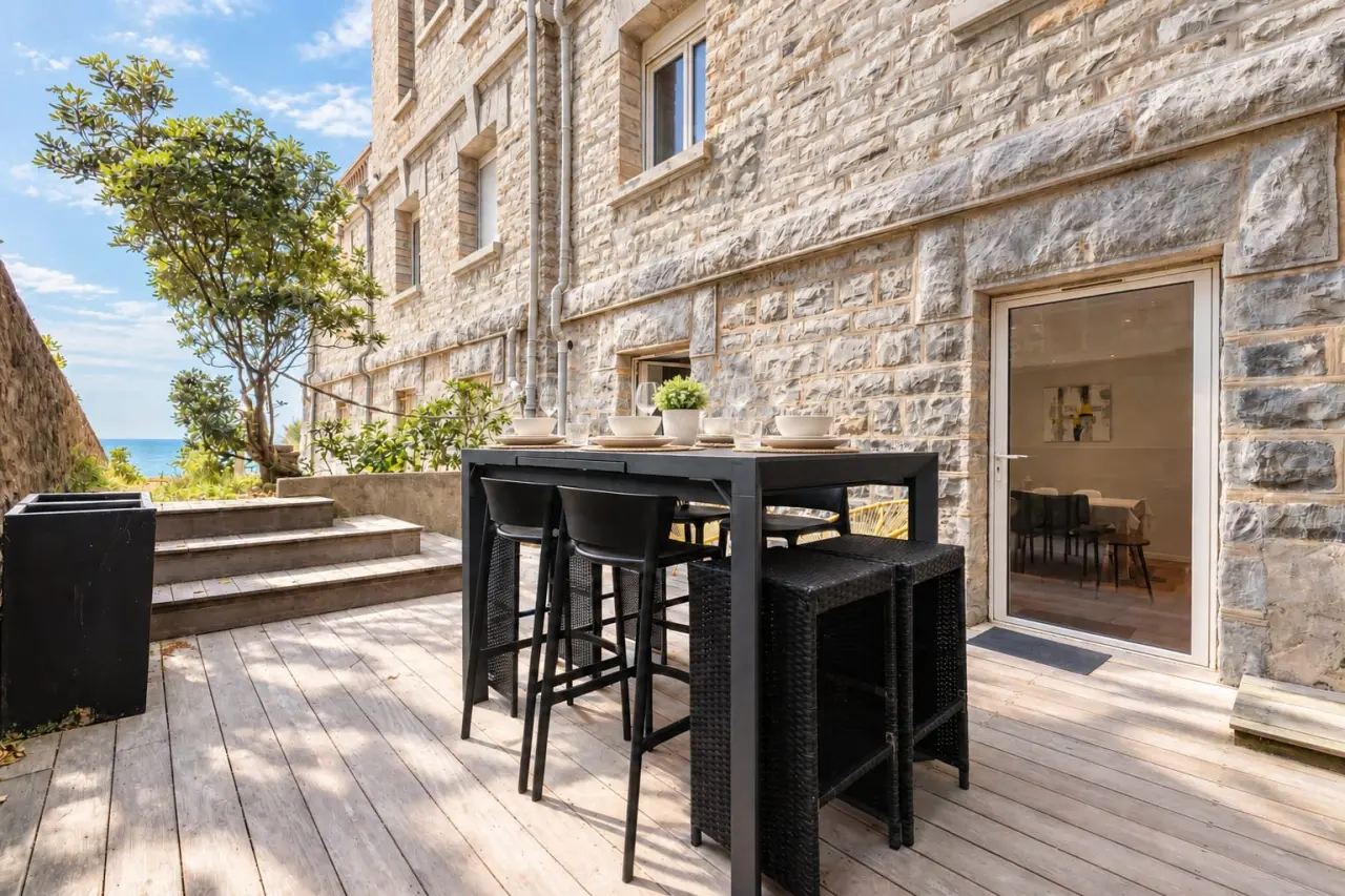 65 M² Apartment ∙ 2 Bedrooms ∙ 6 Guests - Biarritz