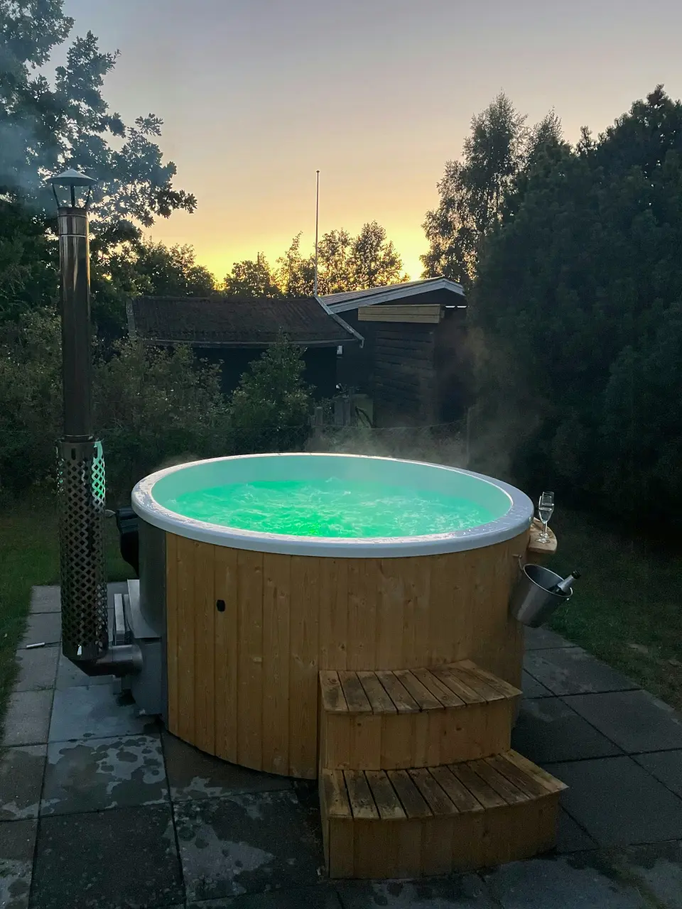 Skønt sommerhus med vildmarksbad ved Grenaa Strand