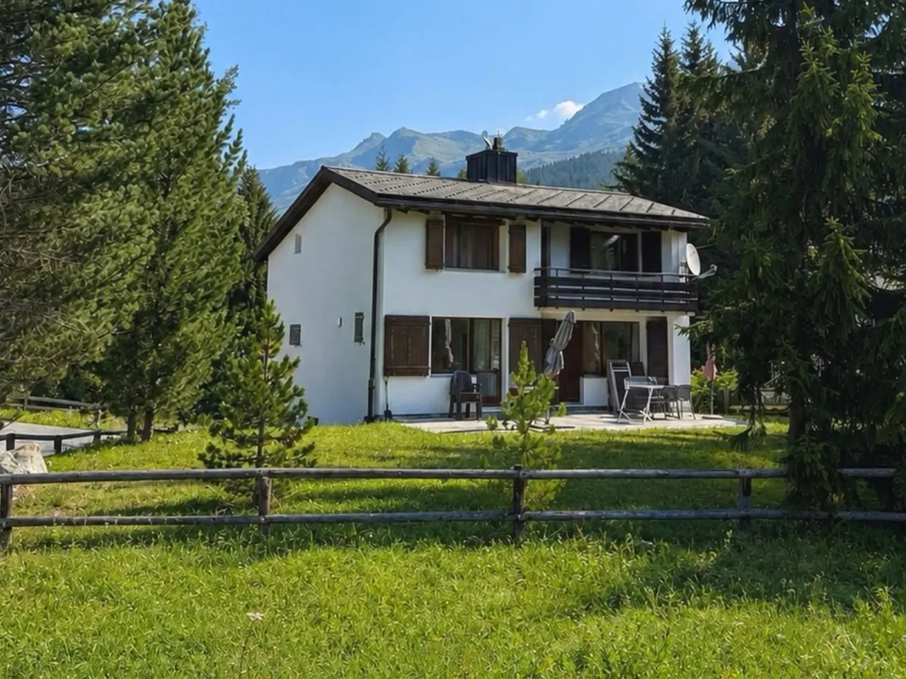 130 M² Ferienhaus ∙ 4 Schlafzimmer ∙ 8 Gäste - Lenzerheide