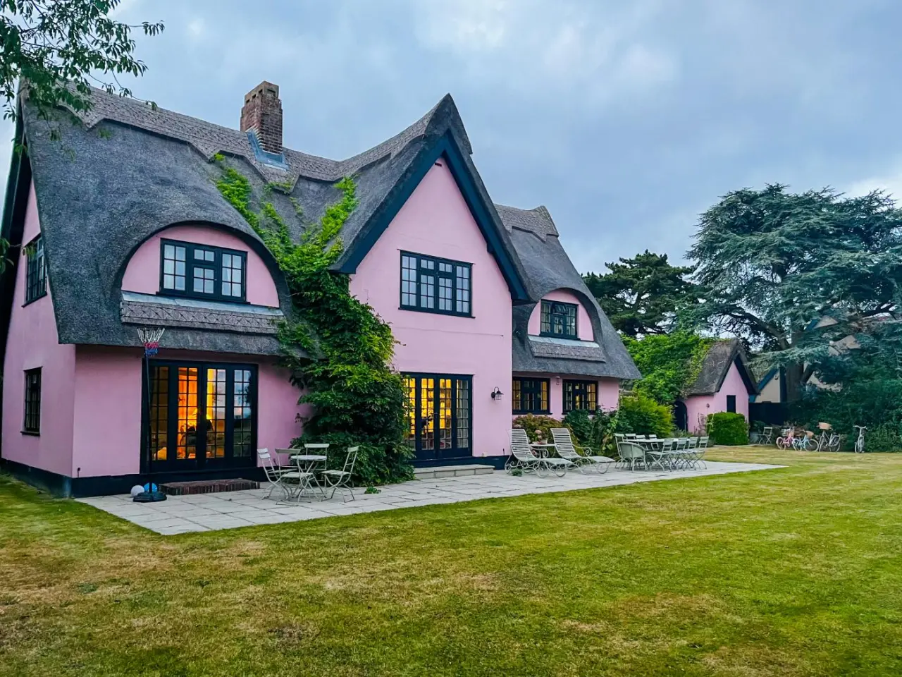 Cottage ∙ 4 Bedrooms ∙ 8 Guests - Walberswick