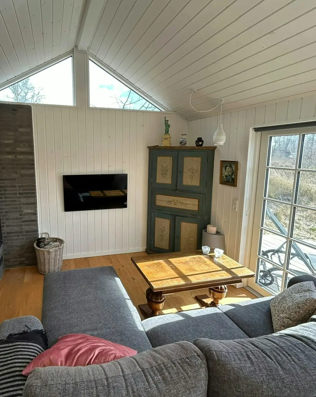 Moderne familiehus tæt på strand og skov