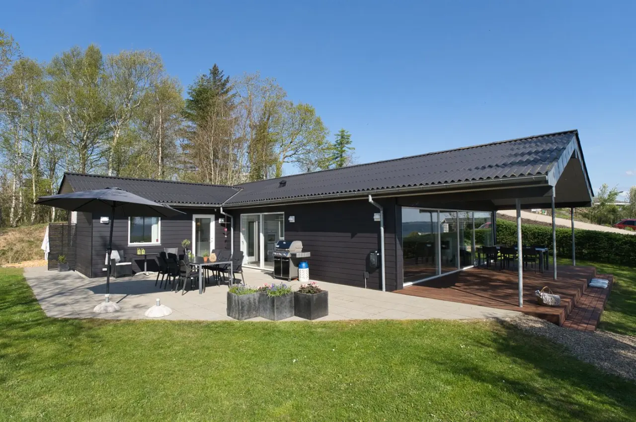118 m&sup2; Ferienhaus 4 Schlafzimmer 6 G&auml;ste
