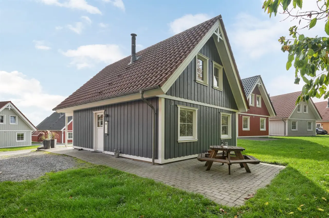 102 m&sup2; Ferienhaus 4 Schlafzimmer 8 G&auml;ste