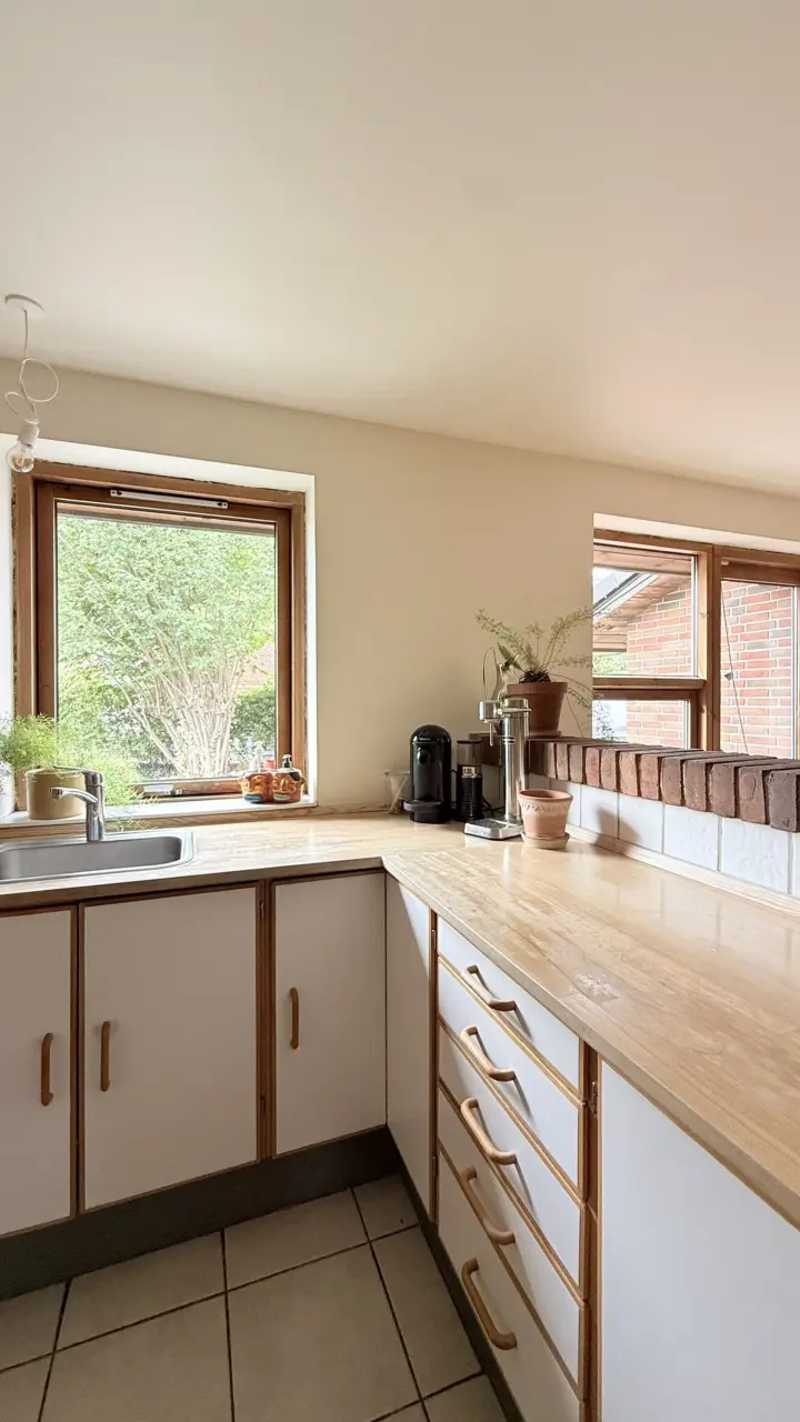 Full House - 3 Br - 2 Bathrooms - Parking