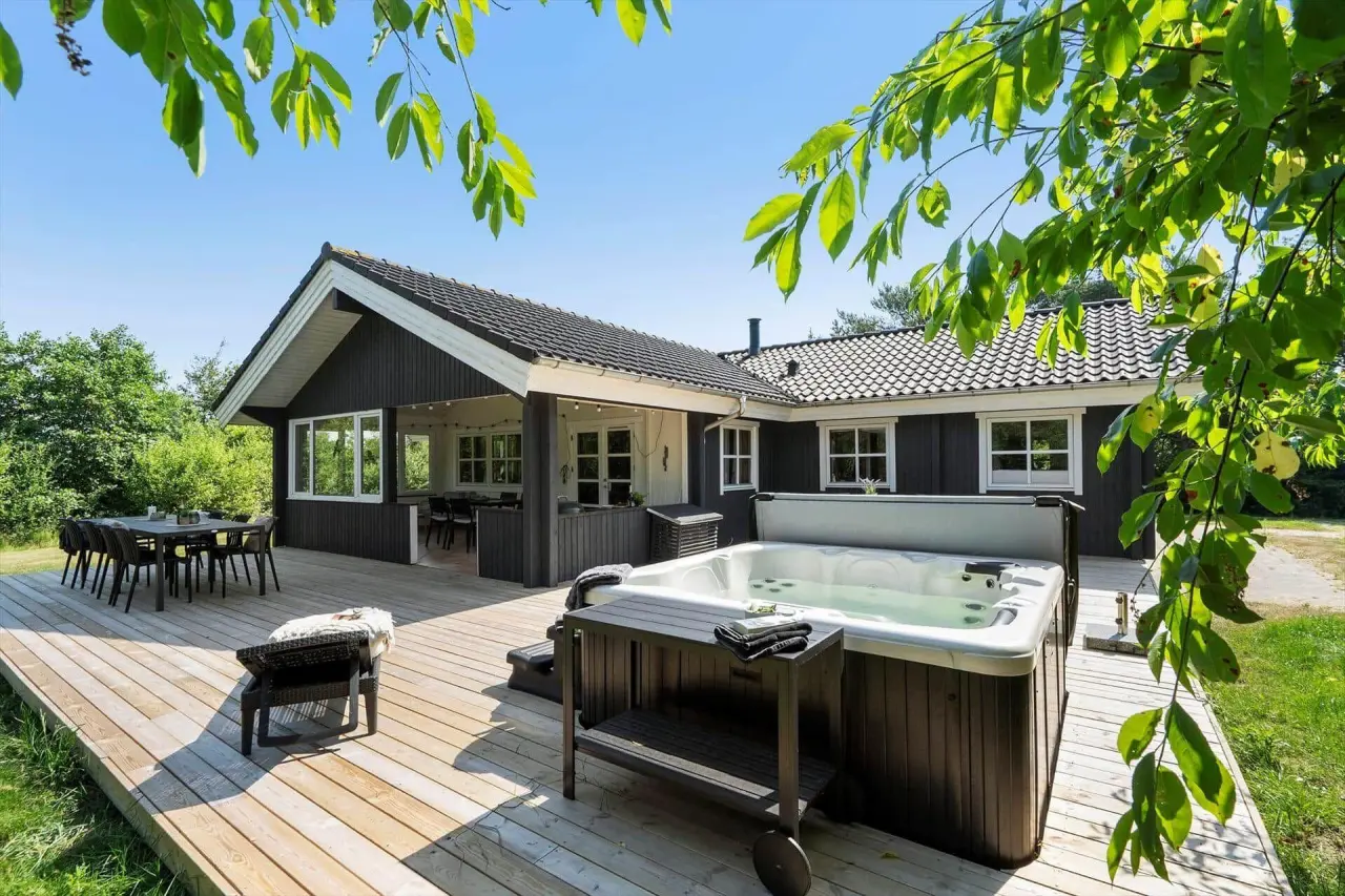 117 M² Ferienhaus ∙ 4 Schlafzimmer ∙ 8 Gäste - Ringkøbing
