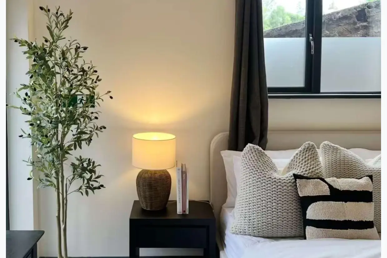 70 M² Apartment ∙ 1 Bedroom ∙ 4 Guests - Bakewell