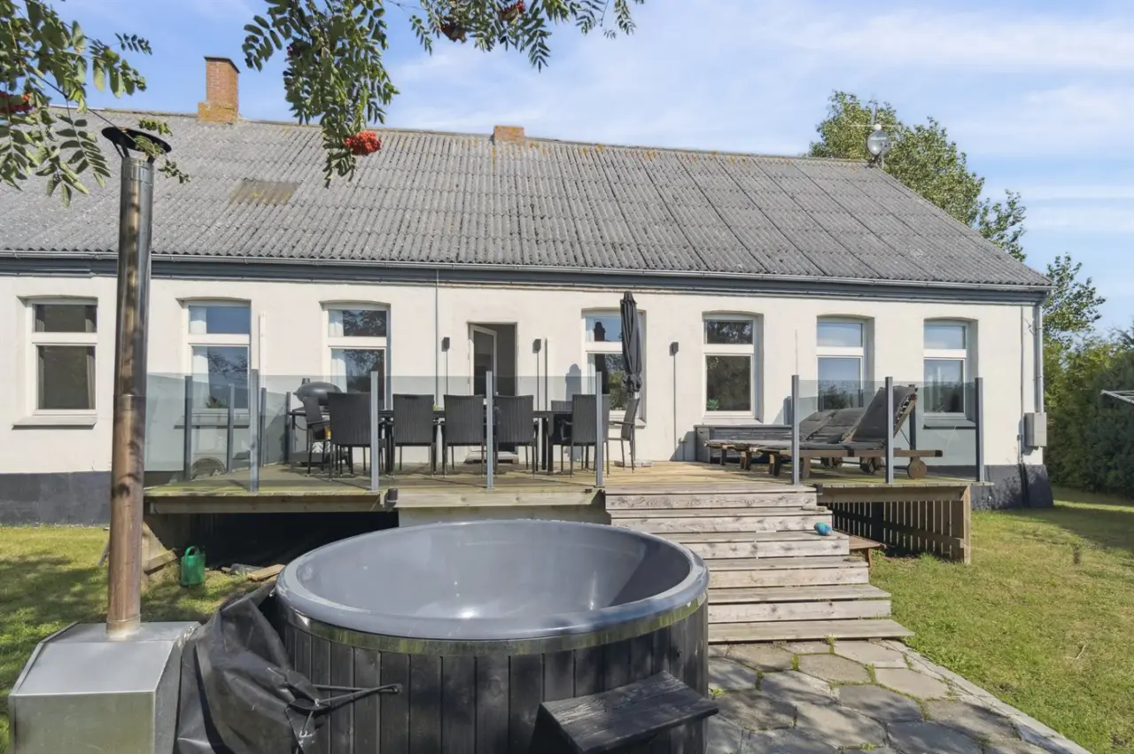 277 m&sup2; Ferienhaus 5 Schlafzimmer 12 G&auml;ste