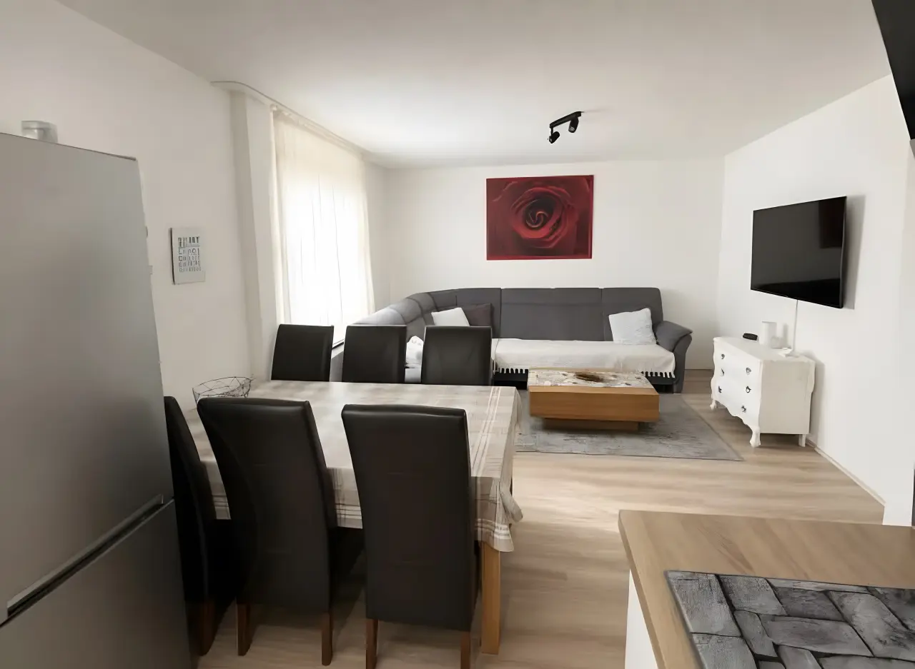 120 M² Ferienhaus ∙ 3 Schlafzimmer ∙ 7 Gäste - Schopfheim