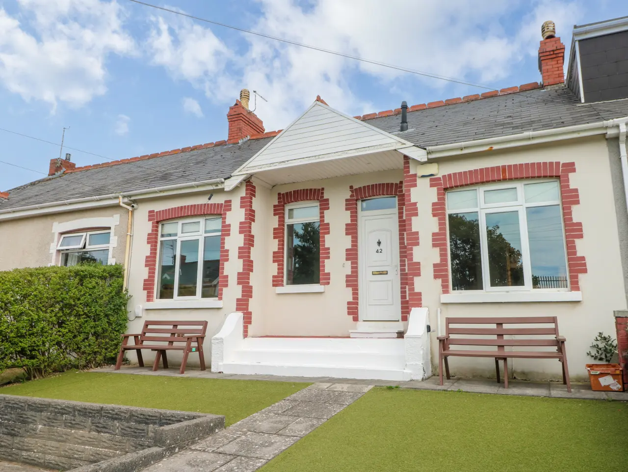 Cottage ∙ 3 Bedrooms ∙ 6 Guests - Porthcawl