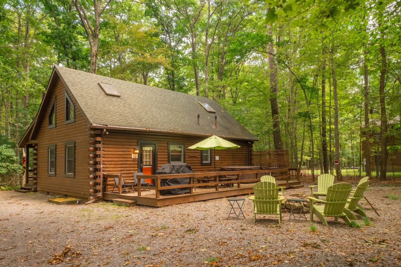 120 M² Cabin ∙ 3 Bedrooms ∙ 8 Guests - Deep Creek Lake, MD
