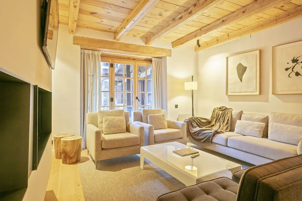 113 M² Huis ∙ 5 Slaapkamers ∙ 6 Gasten - Viella