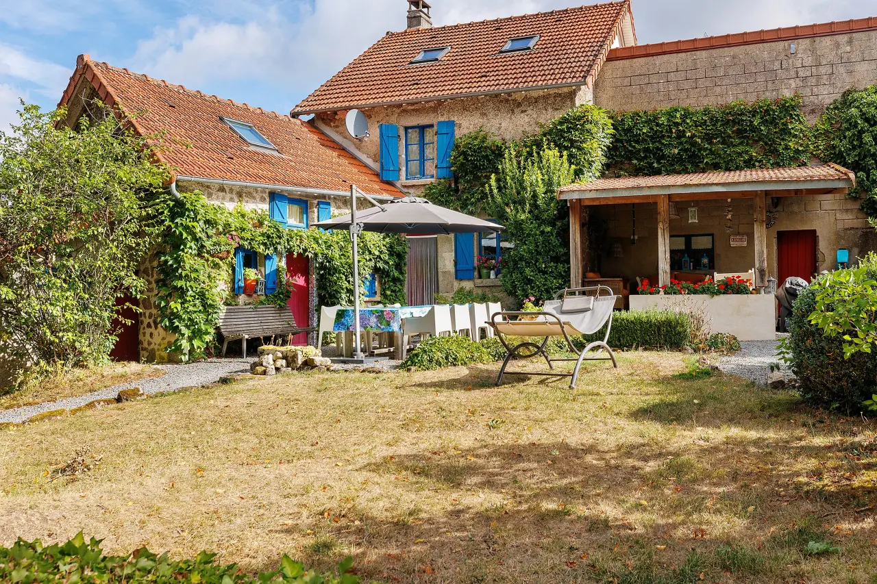 110 M² Casa ∙ 4 Habitaciones ∙ 6 Huéspedes - Creuse