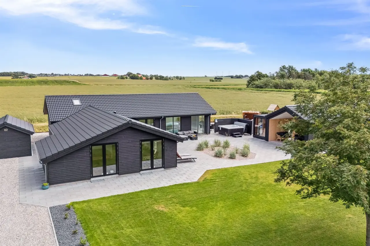195 m&sup2; Ferienhaus 5 Schlafzimmer 12 G&auml;ste