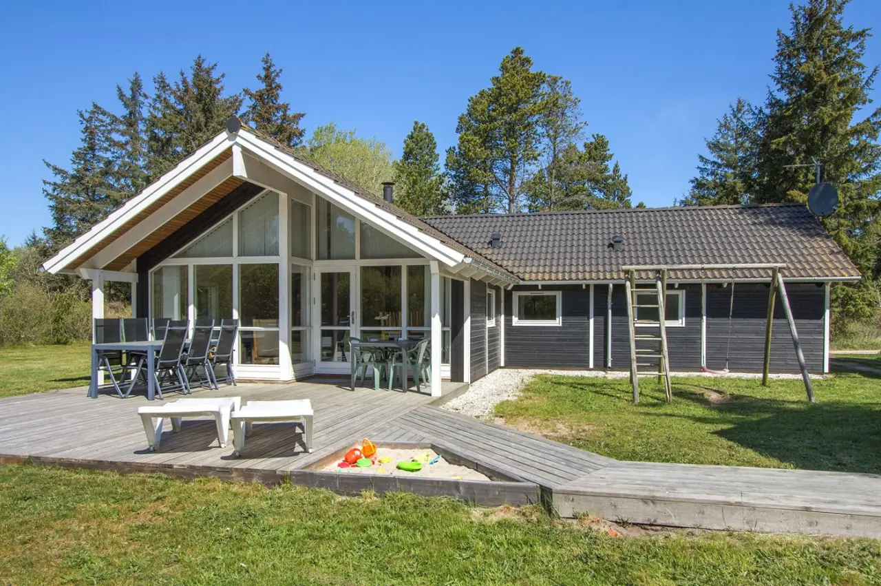 155 m&sup2; Ferienhaus 4 Schlafzimmer 8 G&auml;ste