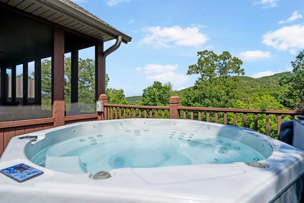 130 M² Cottage ∙ 2 Bedrooms ∙ 6 Guests - Missouri