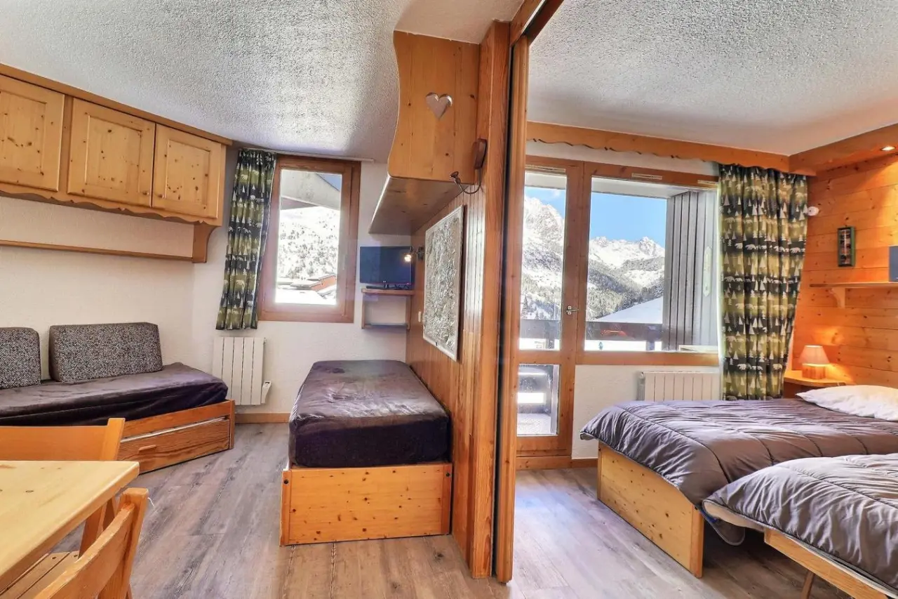 25 m&sup2; Studio 1 Schlafzimmer 4 G&auml;ste