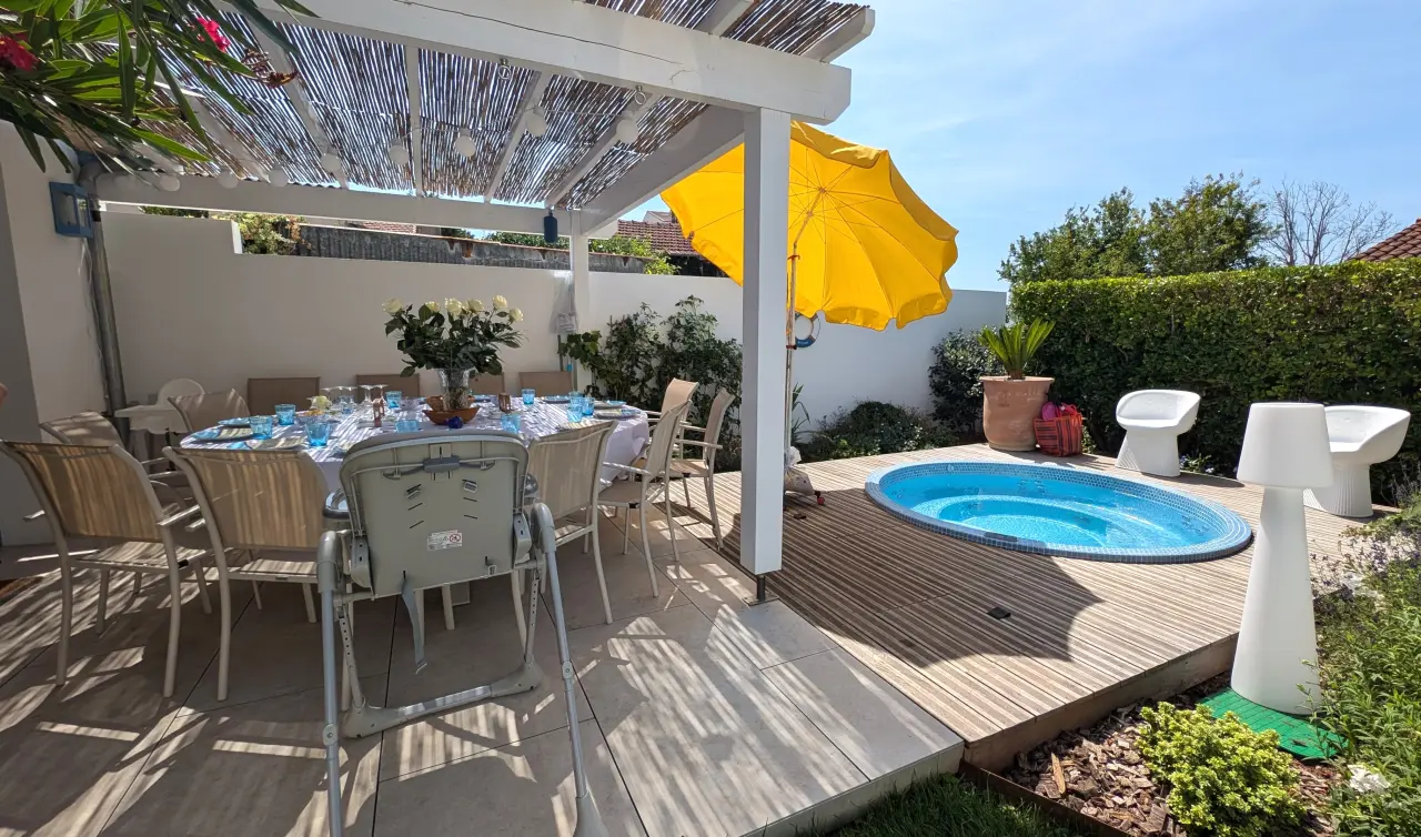 Maison De Vacances ∙ 4 Chambres ∙ 8 Personnes - Royan