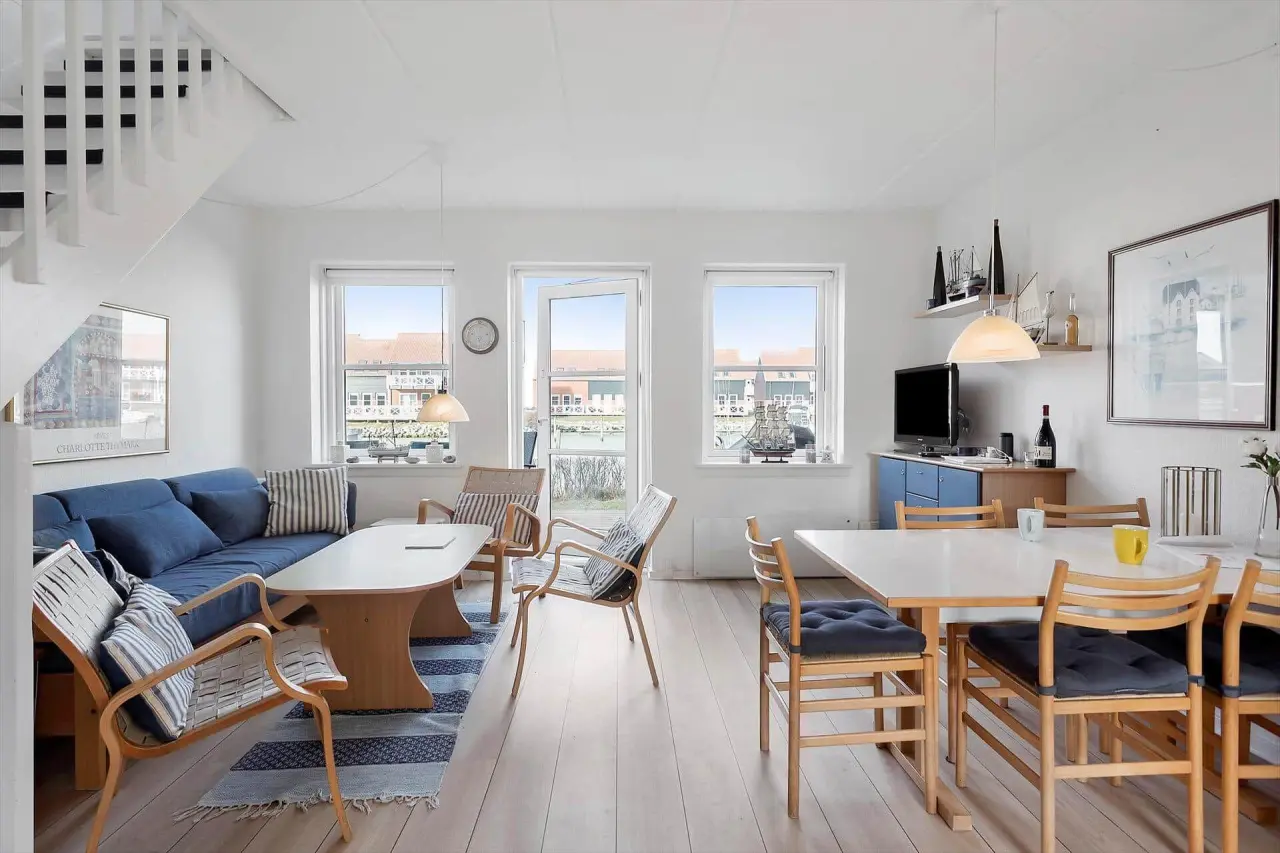 4108 borre - Klintholm havneby 8