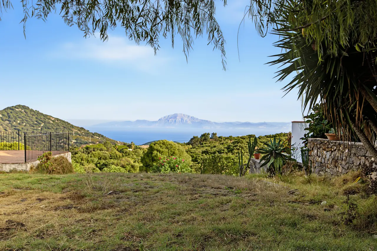 75 M² Apartamento ∙ 1 Habitación ∙ 4 Huéspedes - Algeciras