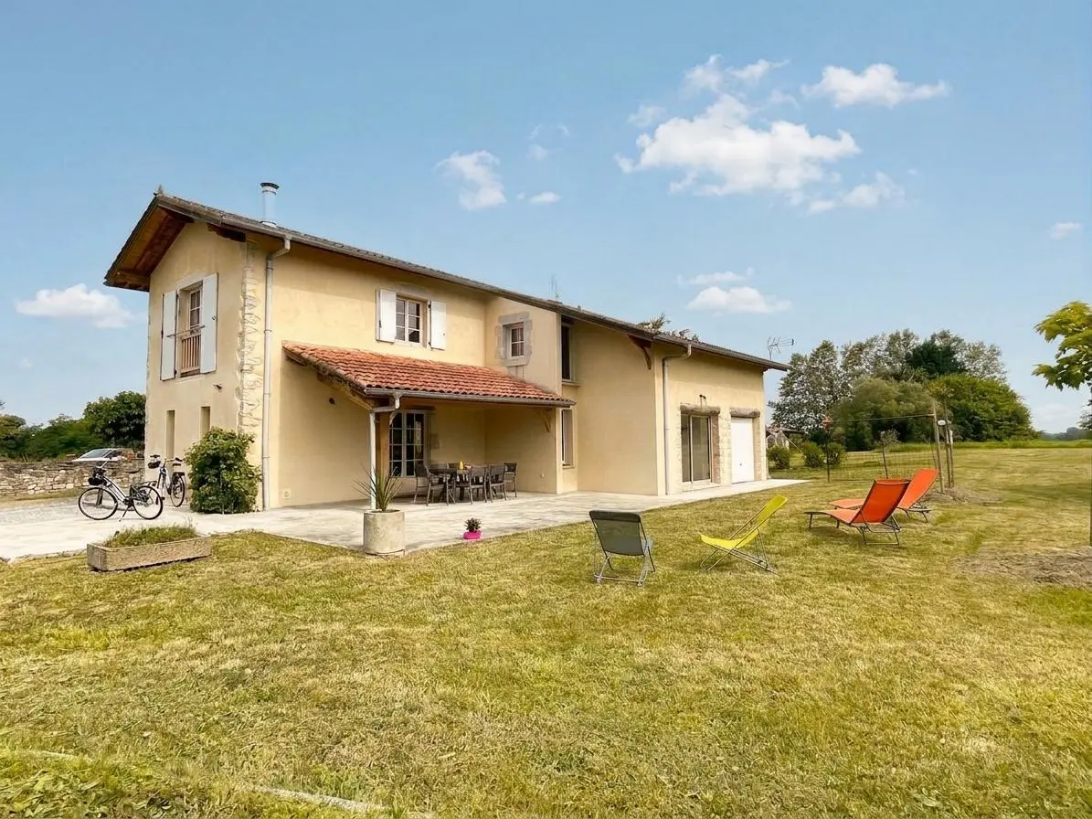 157 M² Gîte ∙ 3 Habitaciones ∙ 6 Huéspedes - Peyrehorade