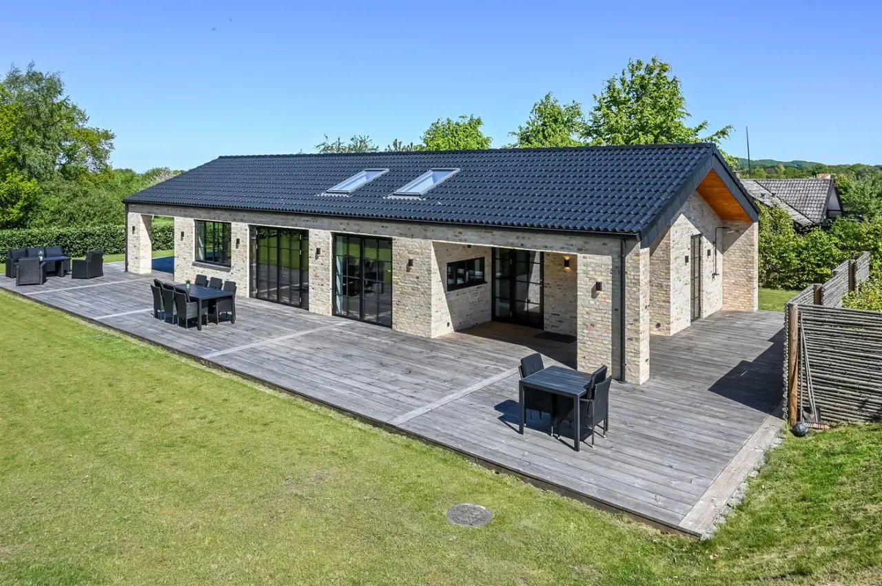 118 m&sup2; Ferienhaus 4 Schlafzimmer 8 G&auml;ste