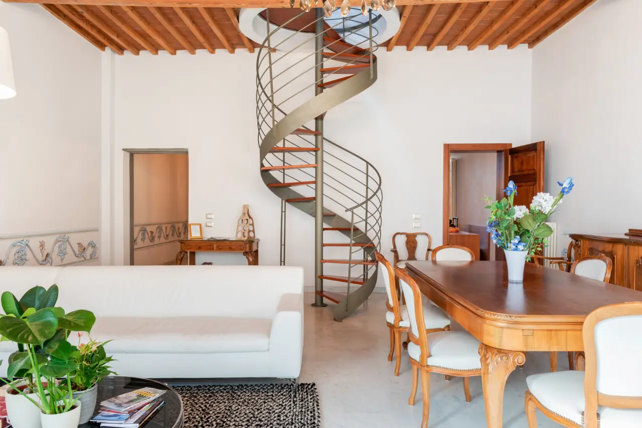 195 M² Apartamento ∙ 3 Habitaciones ∙ 7 Huéspedes - Pisa
