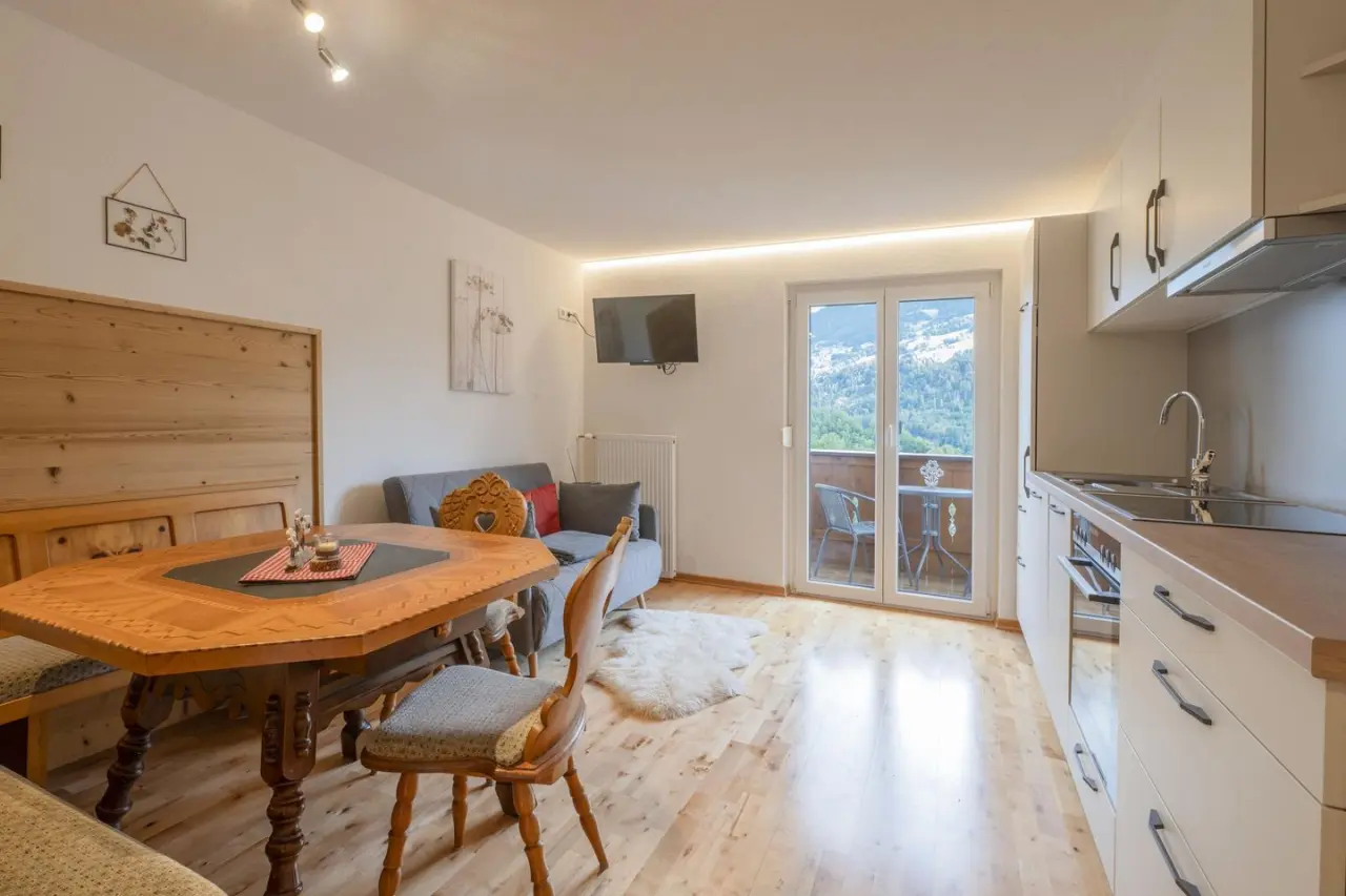 40 M² Ferienwohnung ∙ 1 Schlafzimmer ∙ 3 Gäste - Tschagguns