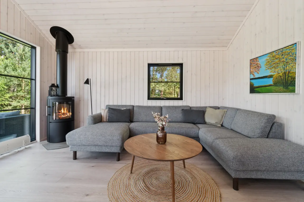 Moderne feriehus nær strand og skøn natur