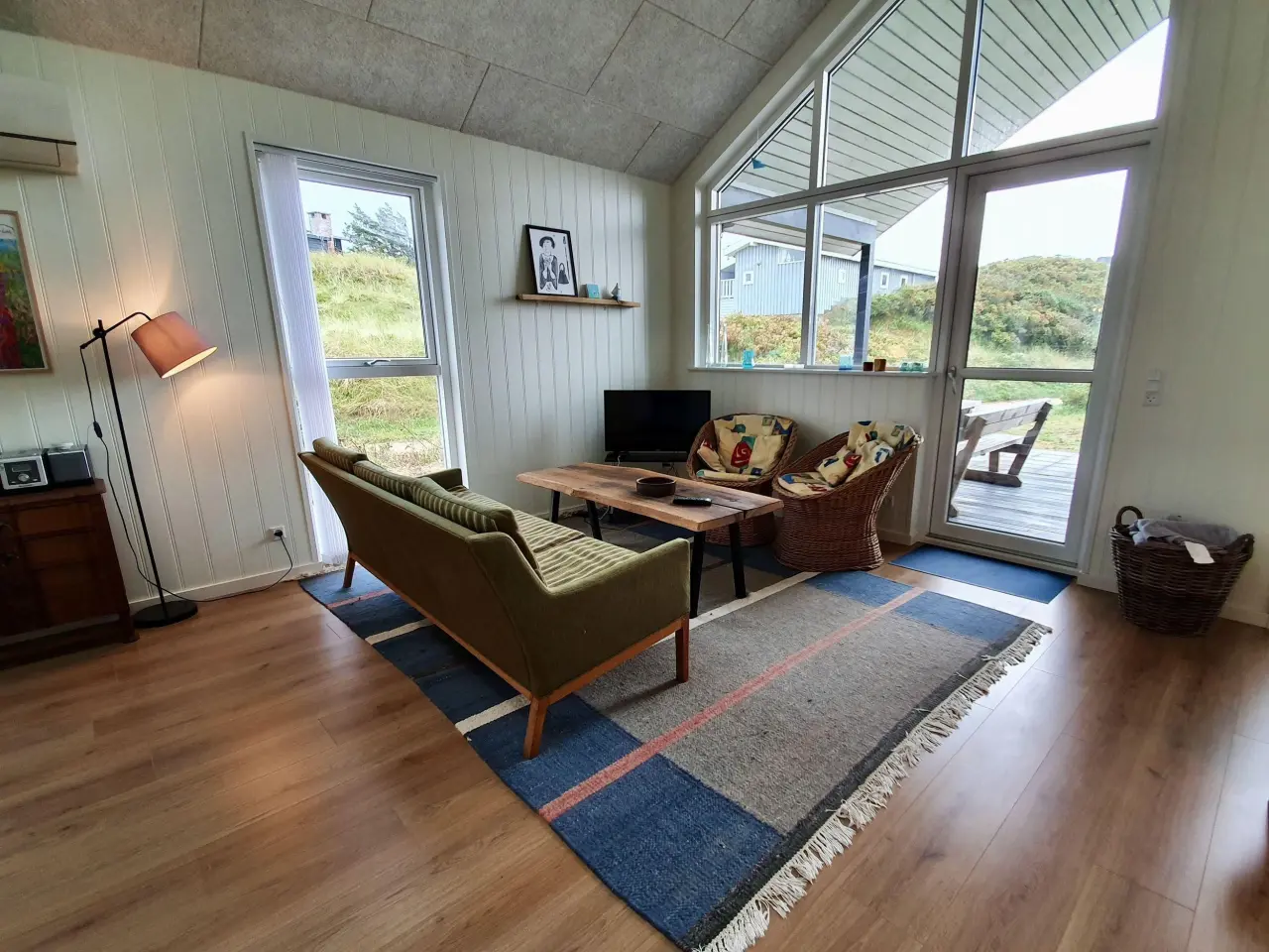 Ferienhaus mit Whirlpool, zwei Terrassen und zwei Bädern
