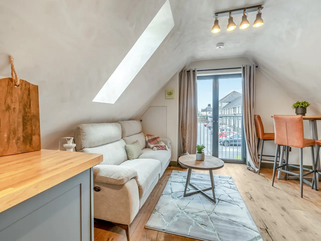 Apartment ∙ 2 Bedrooms ∙ 3 Guests - Narberth