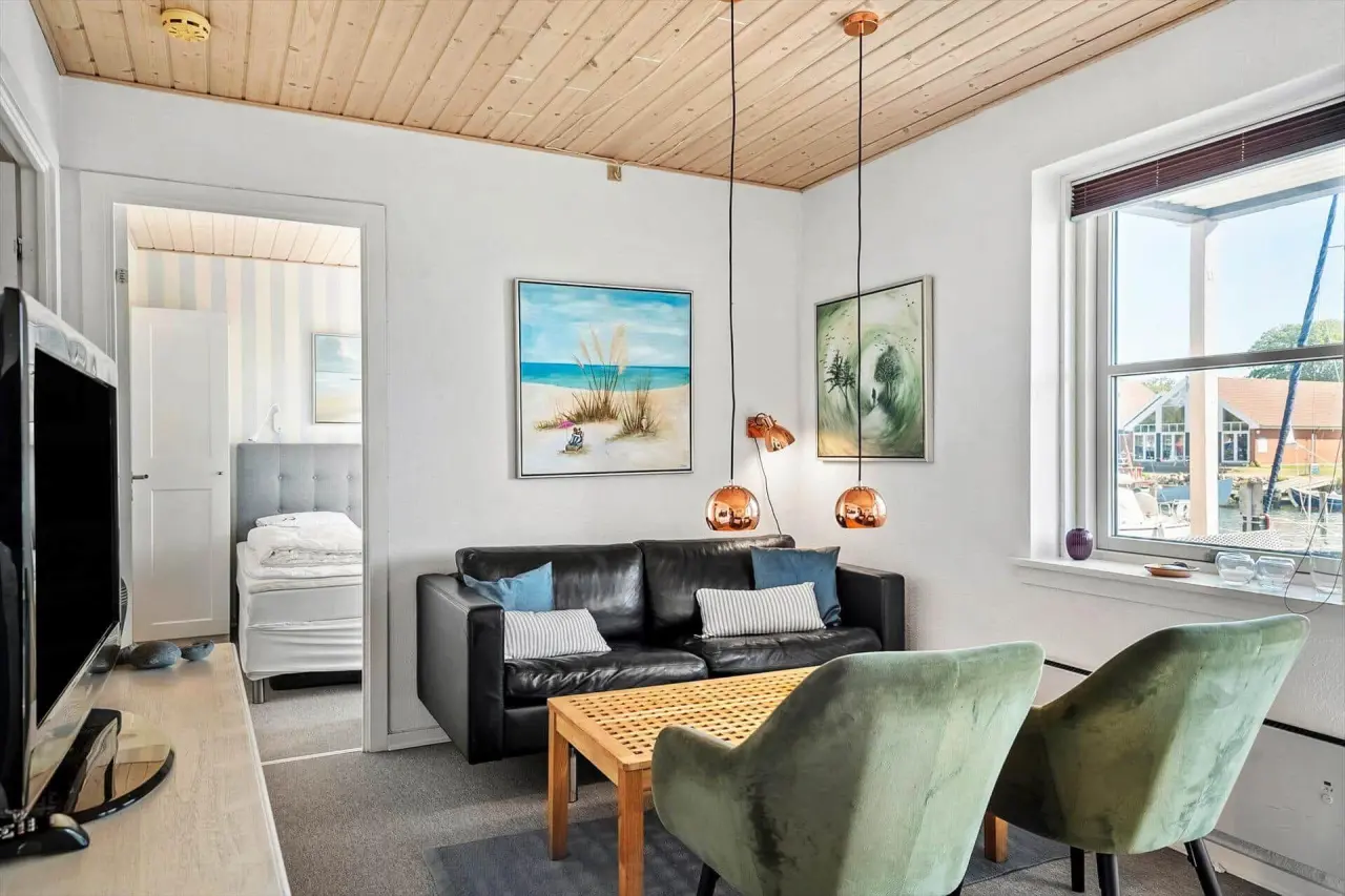 4135 Borre - Klintholm Havneby 35 st.