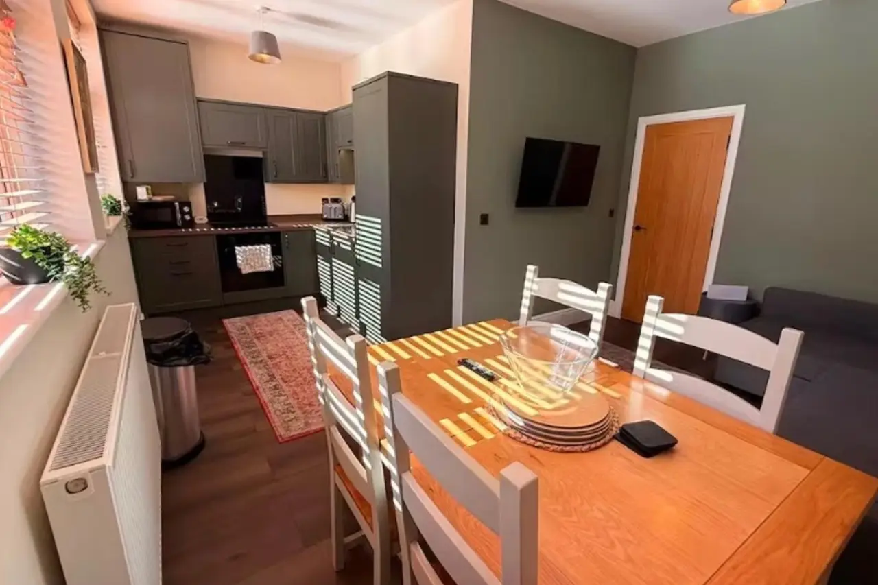 40 M² Apartment ∙ 2 Bedrooms ∙ 6 Guests - New Forest District