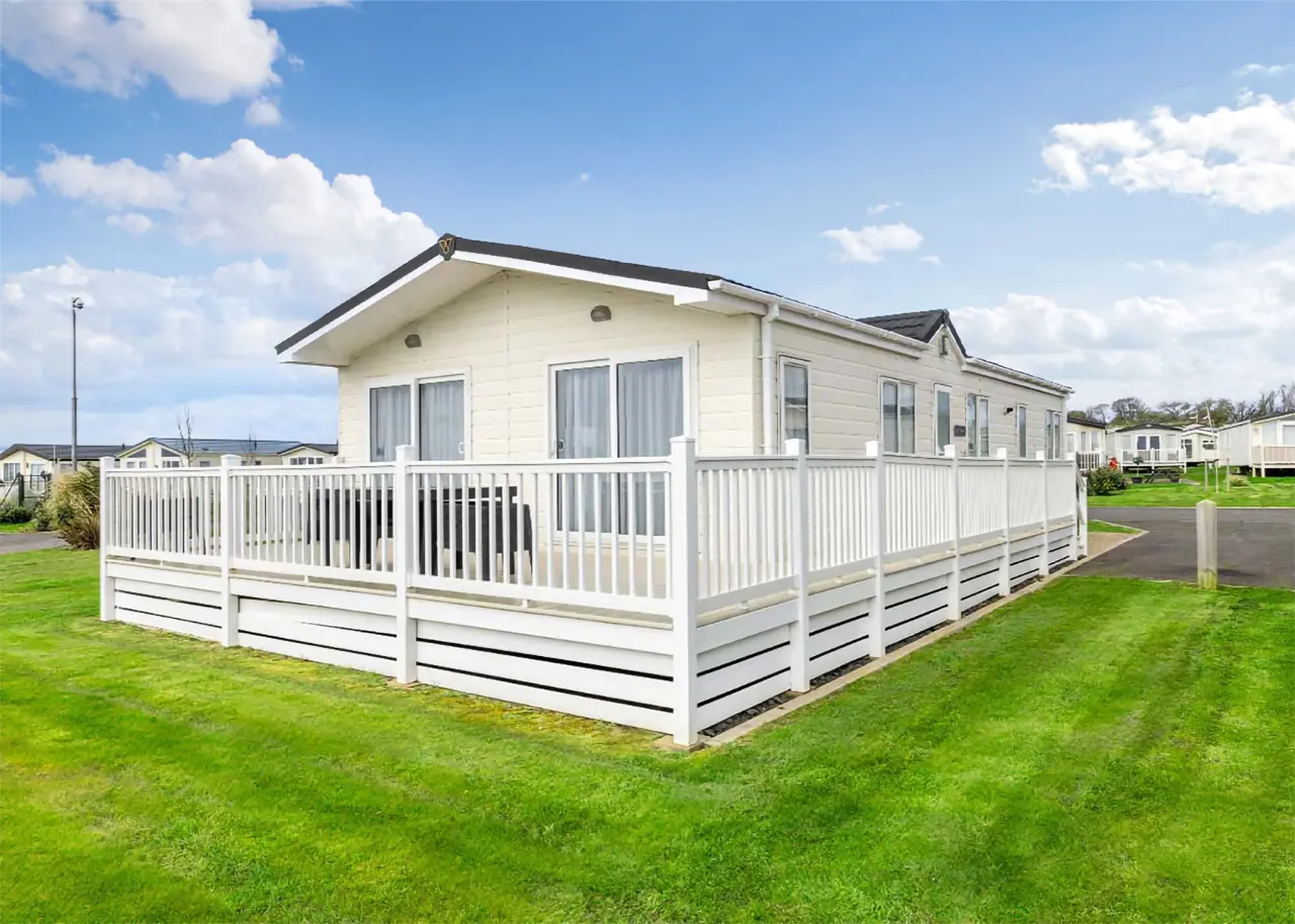 Chalet ∙ 4 Bedrooms ∙ 8 Guests - Skegness