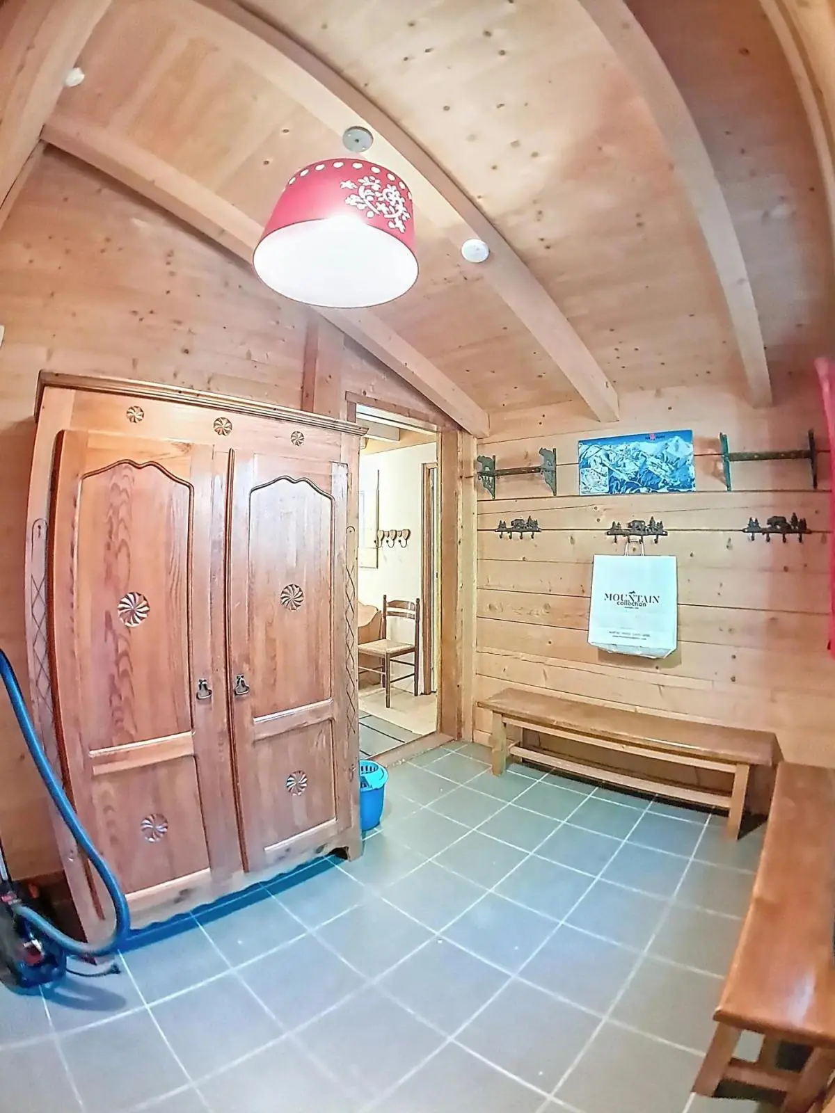 179 m&sup2; Chalet 5 Schlafzimmer 12 G&auml;ste