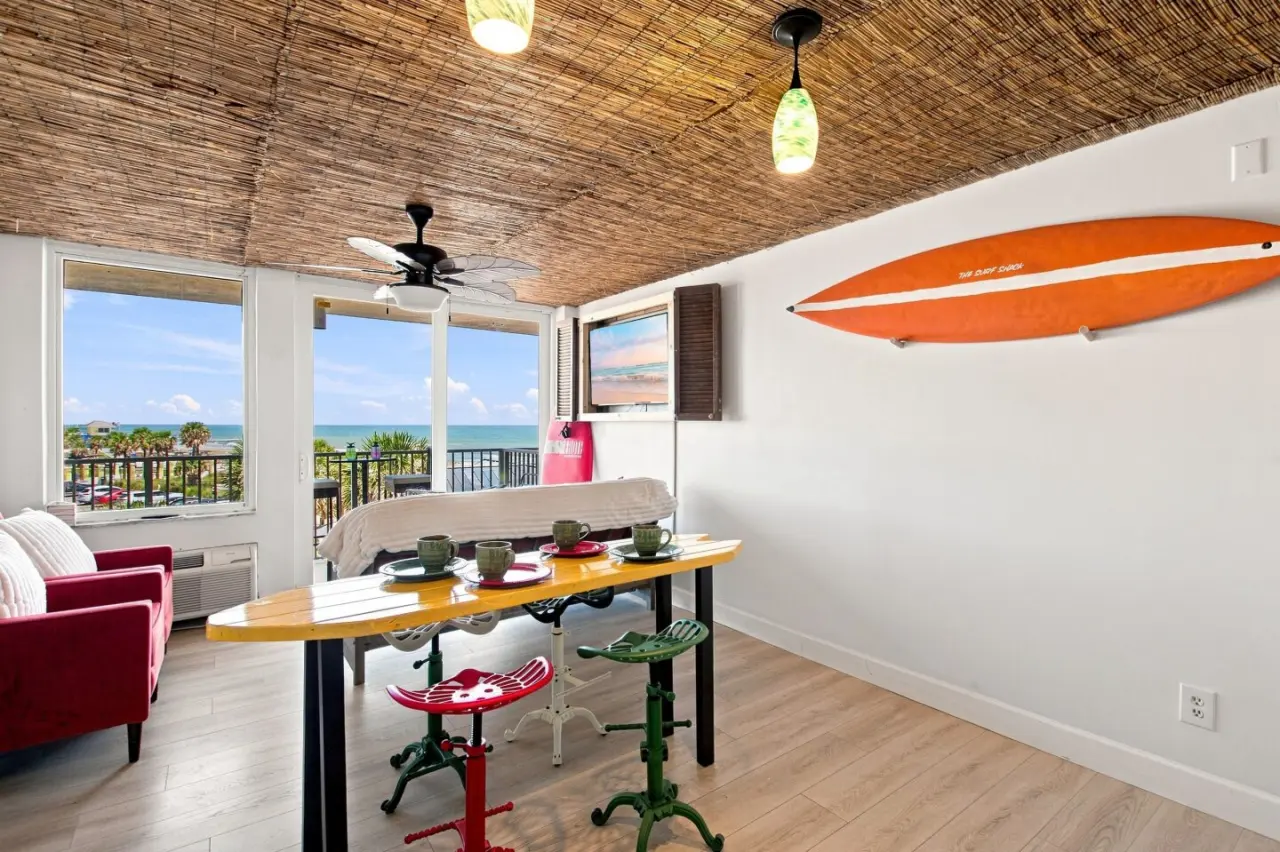 Condo ∙ 4 Guests - Daytona Beach, FL