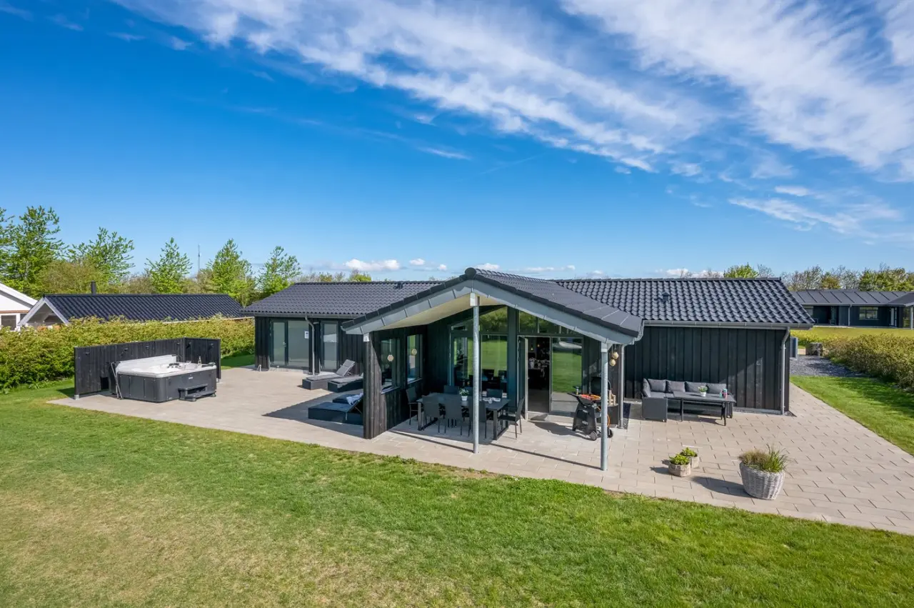 120 m&sup2; Ferienhaus 4 Schlafzimmer 8 G&auml;ste
