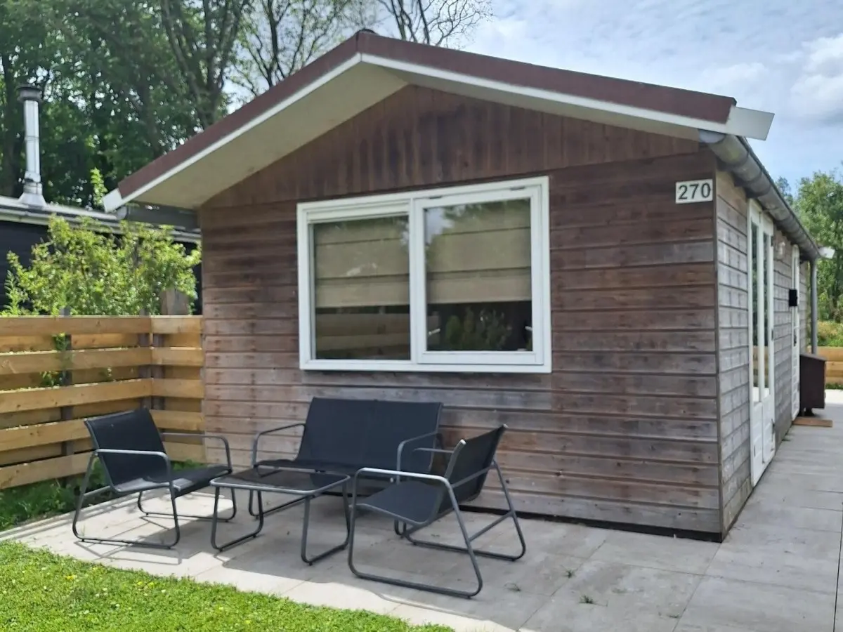 32 M² House ∙ 2 Bedrooms ∙ 4 Guests - Bergen, Netherlands