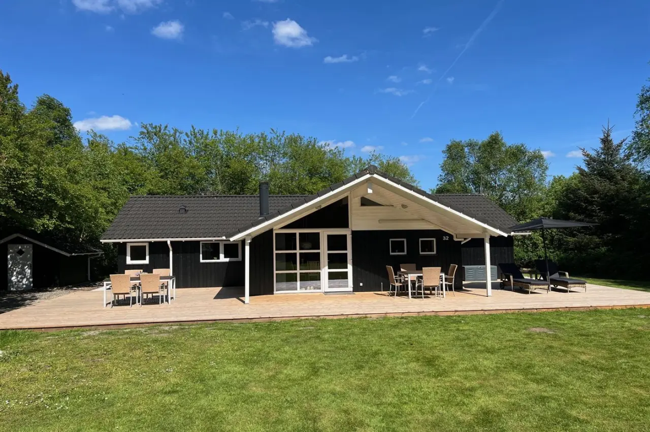 122 m&sup2; Ferienhaus 4 Schlafzimmer 10 G&auml;ste
