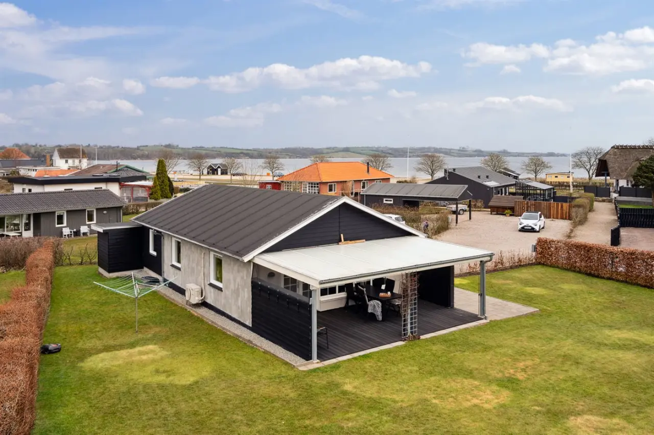 82 m&sup2; Ferienhaus 2 Schlafzimmer 4 G&auml;ste