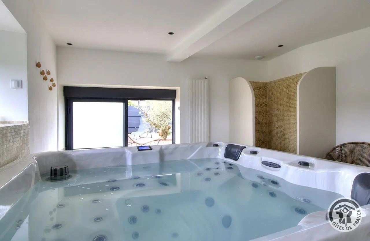 120 M² Gîte ∙ 4 Chambres ∙ 10 Personnes - Tarare