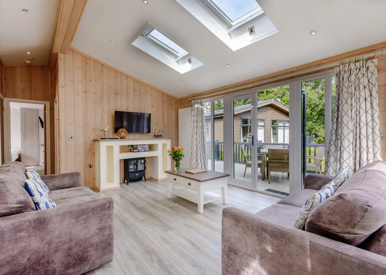 Chalet ∙ 2 Bedrooms ∙ 4 Guests - Portsmouth