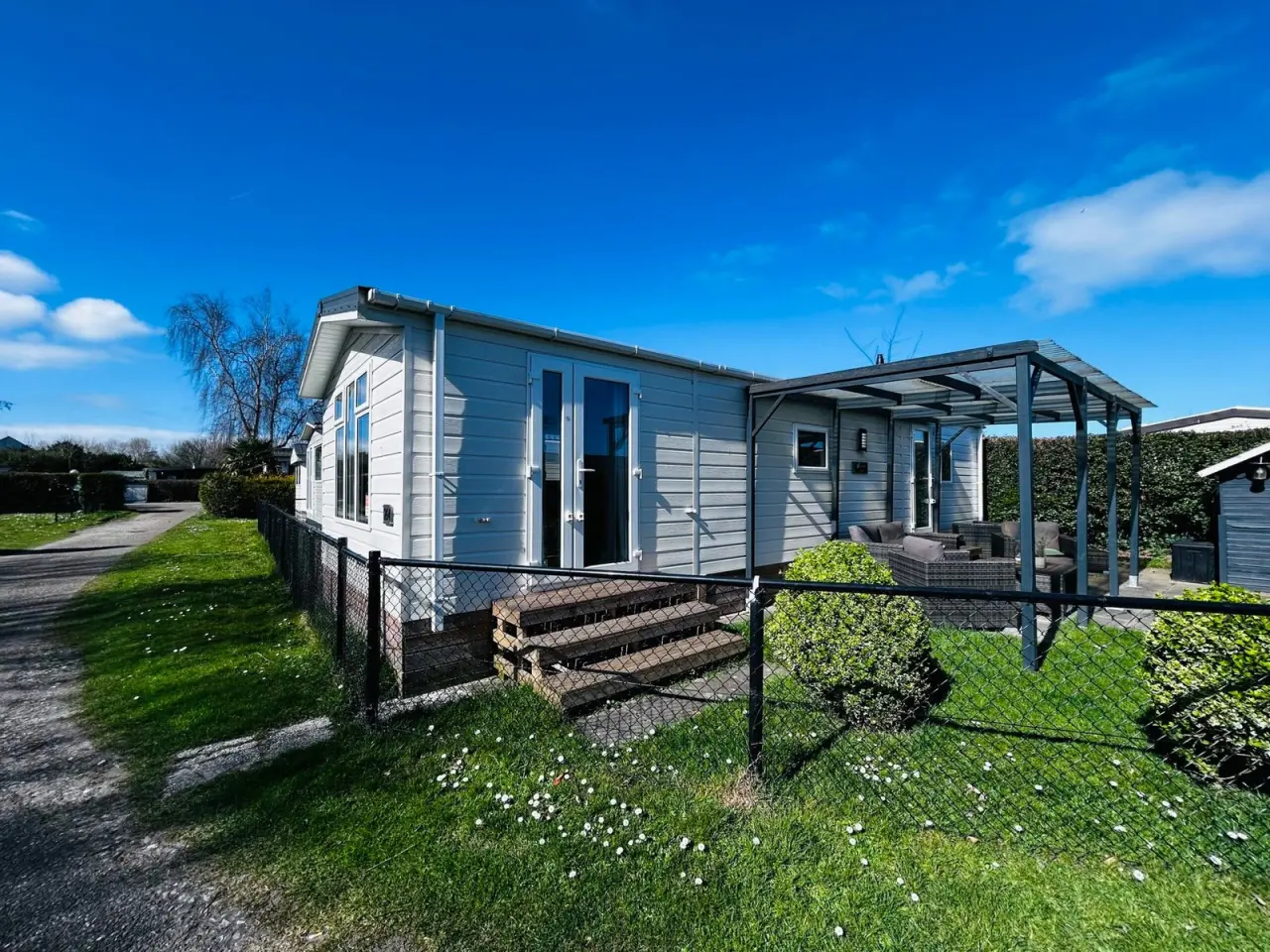 35 M² Chalet ∙ 2 Slaapkamers ∙ 4 Gasten - Kamperland