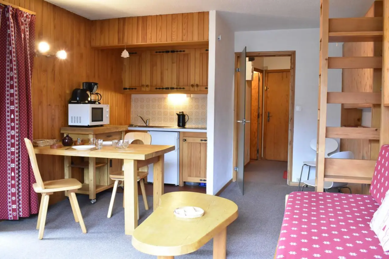 25 m&sup2; Studio 1 Schlafzimmer 3 G&auml;ste