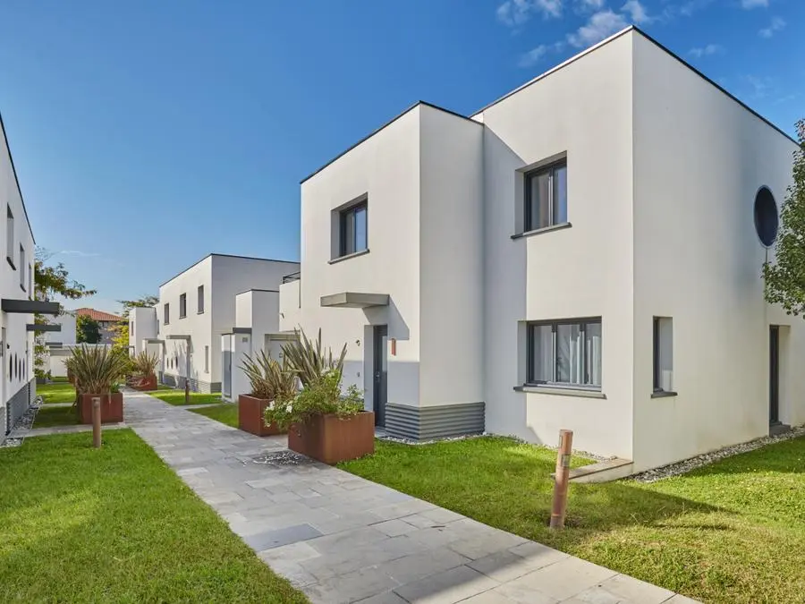 Villa ∙ 4 Bedrooms ∙ 8 Guests - Anglet