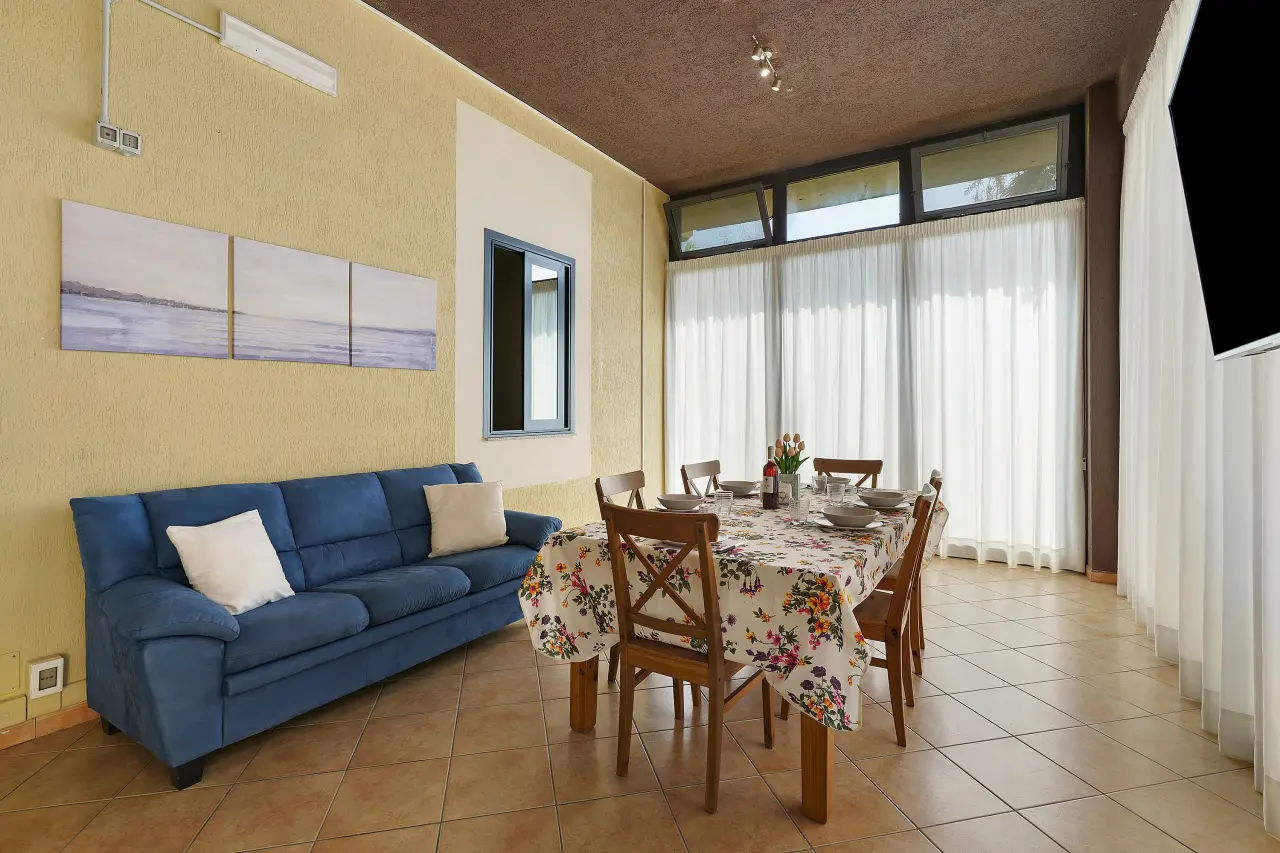 100 M² Apartment ∙ 3 Bedrooms ∙ 6 Guests - Marzamemi