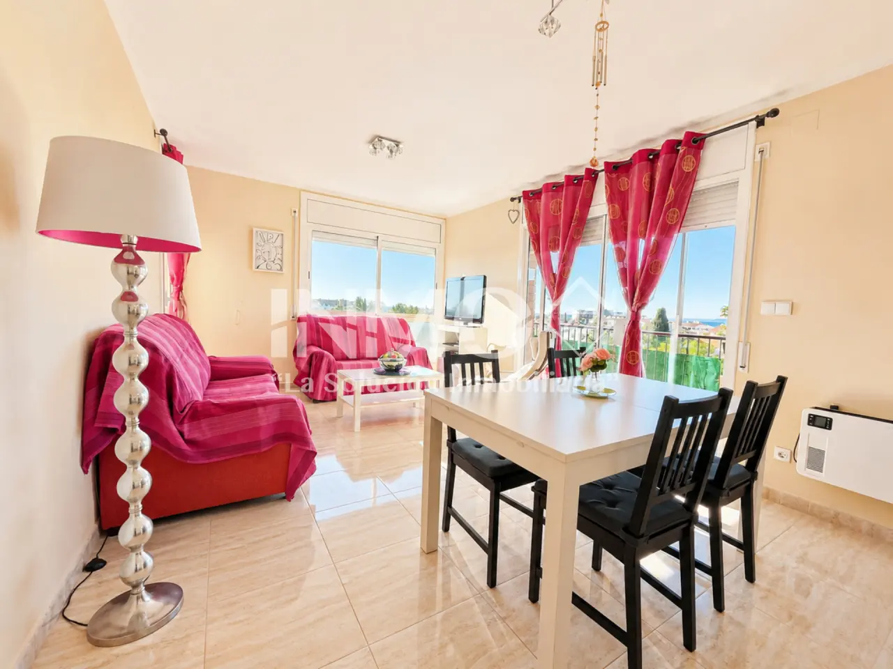 96 M² Apartamento ∙ 3 Habitaciones ∙ 5 Huéspedes - Vilafortuny